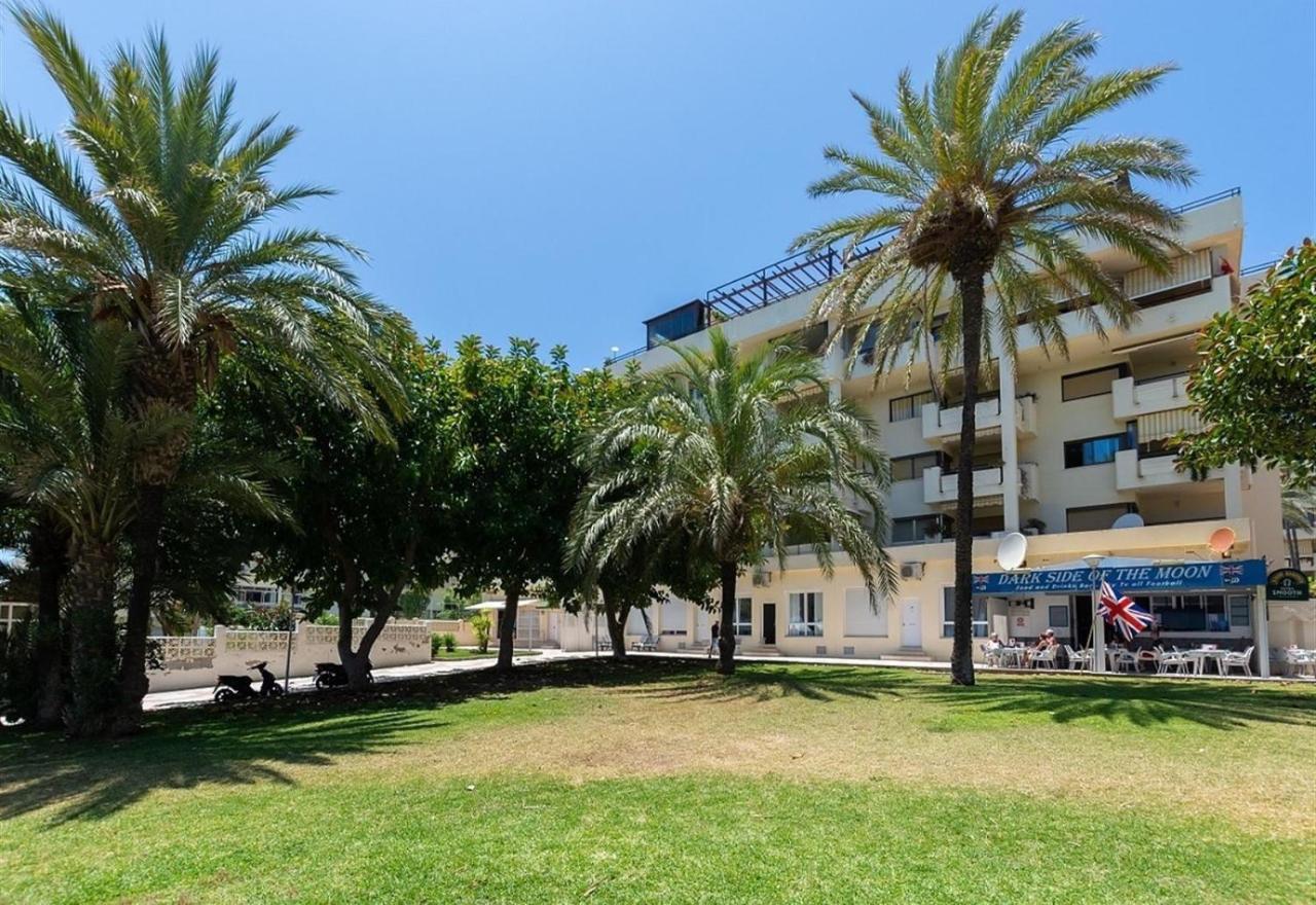 Beach Apartment Montemarcarihuela توريمولينوس المظهر الخارجي الصورة