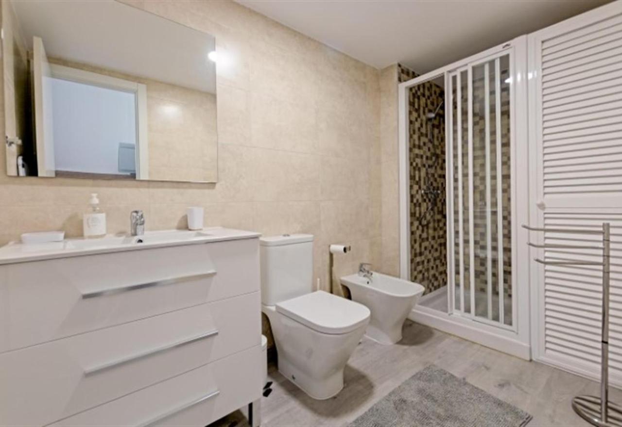 Beach Apartment Montemarcarihuela توريمولينوس المظهر الخارجي الصورة