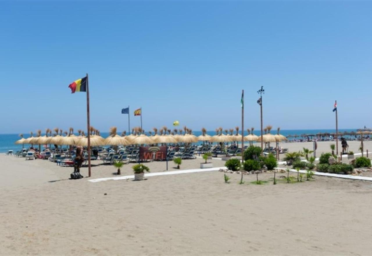 Beach Apartment Montemarcarihuela توريمولينوس المظهر الخارجي الصورة